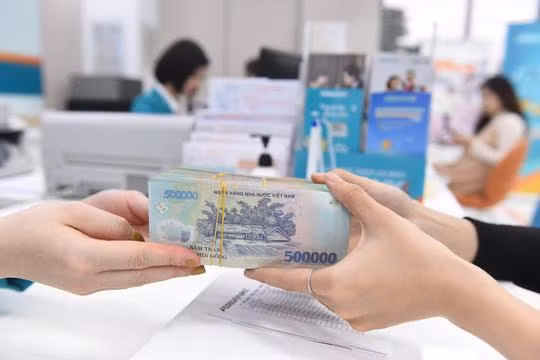 Có ý kiến cho rằng, NHNN nên cân nhắc nới hạn mức tín dụng cho các ngân hàng thương mại để cung ứng vốn kịp thời cho nền kinh tế. Ảnh chỉ mang tính minh họa. Nguồn Internet