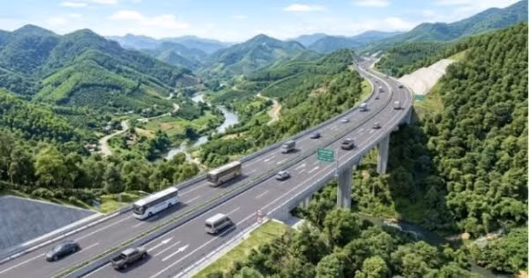 Tuyến đường bộ cao tốc Quảng Ngãi - Kon Tum, đoạn Quảng Ngãi - Đăk Hà có tổng chiều dài khoảng 136 km