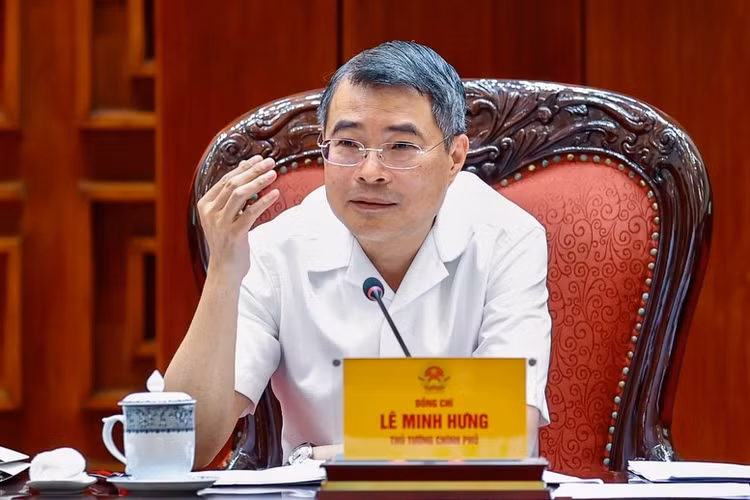 Thủ tướng chủ trì phiên họp Ban Chỉ đạo về tổ chức thi hành án, thu hồi tài sản bị chiếm đoạt, thất thoát trong các vụ án - Ảnh: VGP/Nhật Bắc