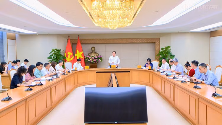 Phó Thủ tướng đề nghị bổ sung nội dung phương án hòa giải; quy định rõ trách nhiệm của các cơ quan liên quan - Ảnh: VGP/Thu Sa