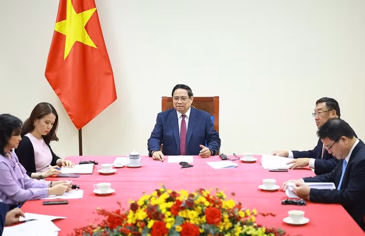 Thủ tướng Chính phủ đề nghị hai nước khẩn trương triển khai có hiệu quả các cam kết, thỏa thuận đã đạt được - Ảnh: VGP/Nhật Bắc