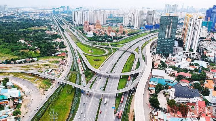 Còn 24 bộ, cơ quan trung ương và 15 địa phương có tỷ lệ giải ngân dưới bình quân chung cả nước