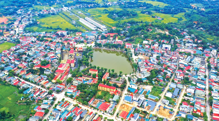 Thủ tướng Chính phủ yêu cầu nghiên cứu kỹ các quy định mới về phân cấp, phân quyền để triển khai hiệu quả, chuẩn bị cho mô hình chính quyền địa phương 2 cấp. Ảnh: Lê Tiên
