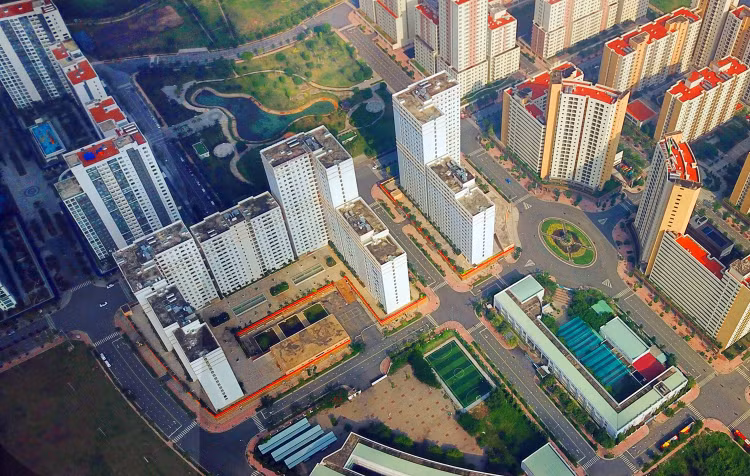 Việc công nhận quyền sở hữu nhà ở có thời hạn sẽ ảnh hưởng rất lớn đến quyền lợi của người dân cũng như hoạt động của thị trường bất động sản. Ảnh: Lê Tiên