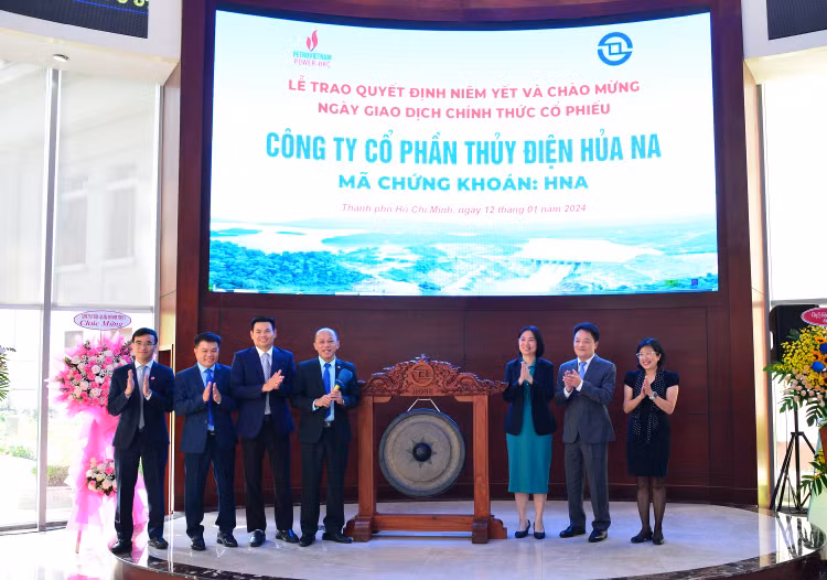Cổ phiếu Công ty CP Thủy điện Hủa Na chính thức lên sàn HOSE