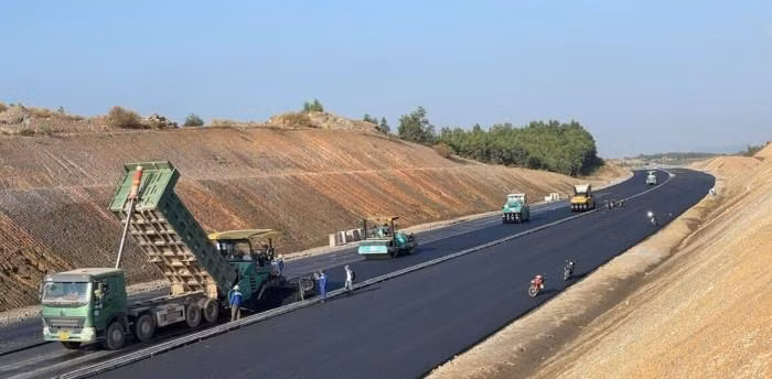 Lăng kính đấu thầu ngày 7/7/2022
