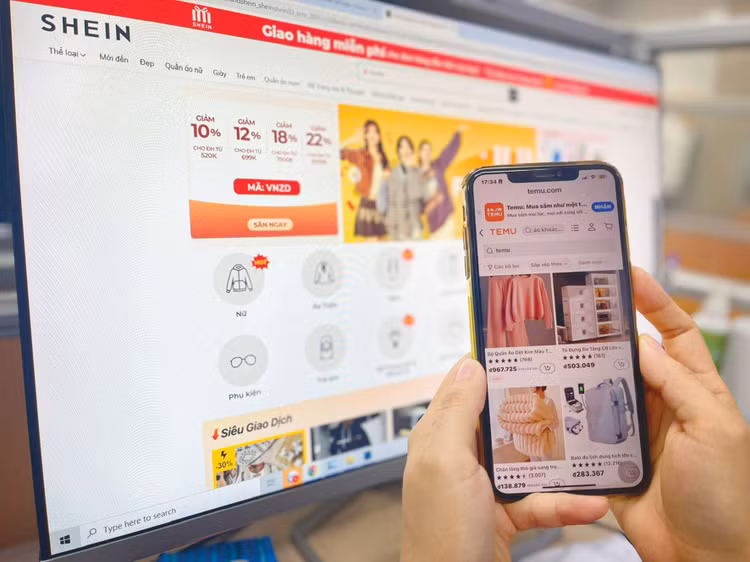Điểm nổi bật của các sàn thương mại điện tử xuyên biên giới vào Việt Nam gần đây là hàng hóa có giá rẻ, sản phẩm đa dạng, thời gian giao hàng rất nhanh. Ảnh: Nhã Chi