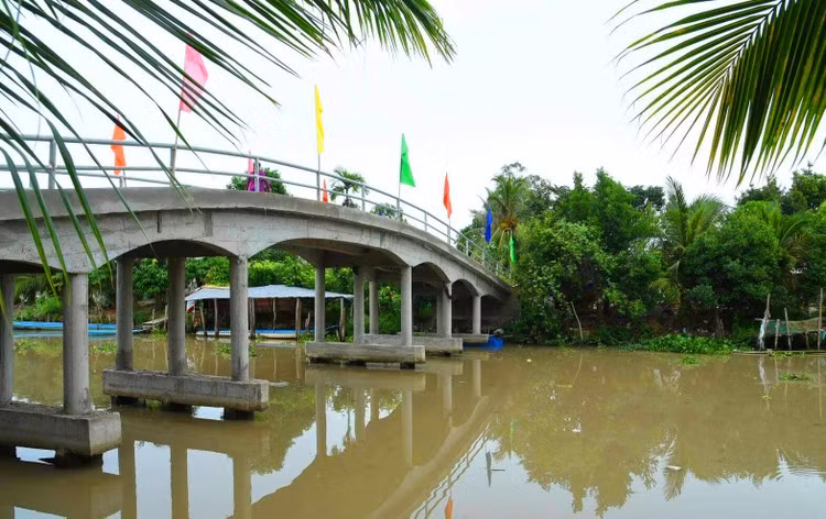 Dự án nâng tĩnh không cầu đường bộ khu vực phía Nam: Nguy cơ lụt tiến độ vì vướng mặt bằng