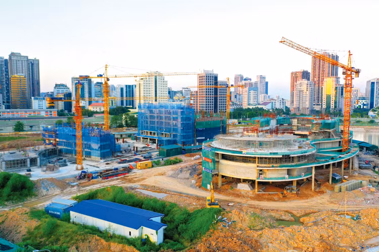 Việc sửa đổi Luật Đấu thầu nhằm nâng cao hiệu lực, hiệu quả trong công tác đấu thầu và quản lý, sử dụng vốn, tài sản nhà nước. Ảnh: Lê Tiên
