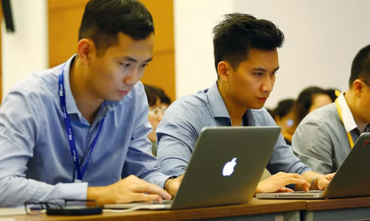 Theo Nghị quyết 01/NQ-CP năm 2021, các bộ, cơ quan cần triển khai cung cấp 50% (74/148) báo cáo trên Hệ thống thông tin báo cáo Chính phủ. Ảnh minh họa: Nhã Chi