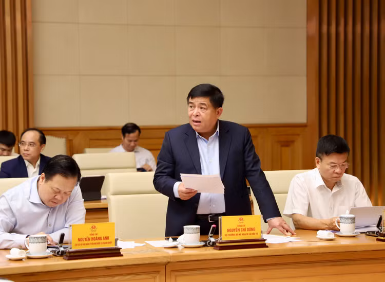 Bộ trưởng Bộ Kế hoạch và Đầu tư Nguyễn Chí Dũng phát biểu tại Hội nghị. Ảnh: MPI