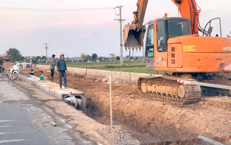 Gói thầu số 58 có giá gói thầu 52,116 tỷ đồng, thuộc Dự án Nâng cấp, mở rộng tuyến đường Cà Mau - Đầm Dơi (đoạn từ đường Hải Thượng Lãn Ông đến cầu Xóm Ruộng). Ảnh minh họa: Nhã Chi