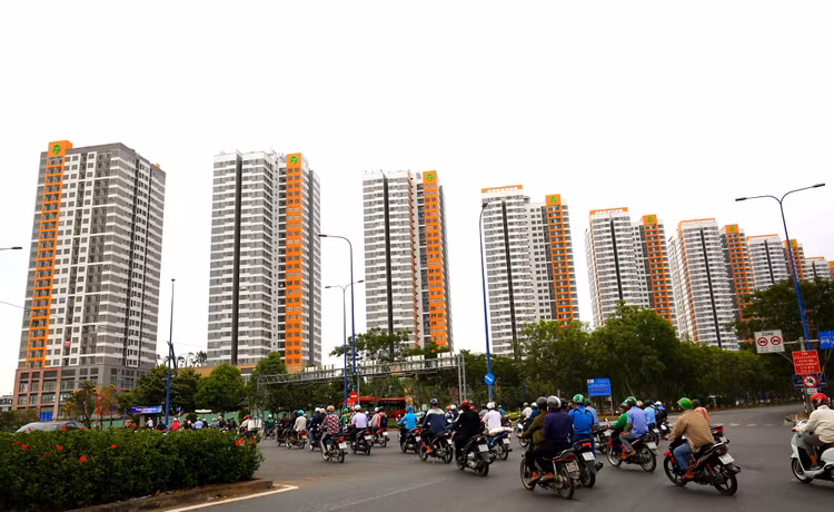 Năm 2022, nhiều chủ đầu tư đã tăng mạnh chiết khấu lên trên 40% giá trị hợp đồng đối với mỗi sản phẩm nhưng giao dịch vẫn bết bát. Ảnh: Lê Tiên