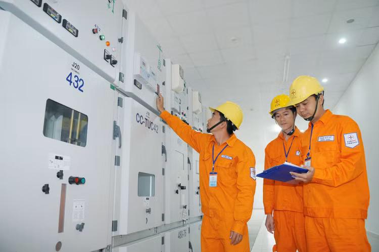 Thời gian điều chỉnh giá điện dự kiến sẽ giảm từ 6 tháng xuống còn 3 tháng để phù hợp hơn với bối cảnh thị trường. Ảnh: Lê Tiên