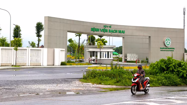 Tổng vốn đầu tư công giai đoạn 2021 - 2025 là 2,75 triệu tỷ đồng, trong đó ngân sách trung ương 1,38 triệu tỷ đồng, ngân sách địa phương 1,37 triệu tỷ đồng. Ảnh: Lê Tiên