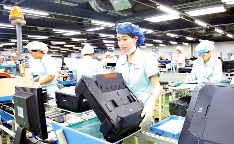 Việt Nam định hướng thu hút dòng vốn đầu tư nước ngoài chất lượng cao vào các lĩnh vực khoa học công nghệ, đổi mới sáng tạo, kinh tế xanh, kinh tế tuần hoàn, phát triển bền vững… Ảnh: Tường Lâm