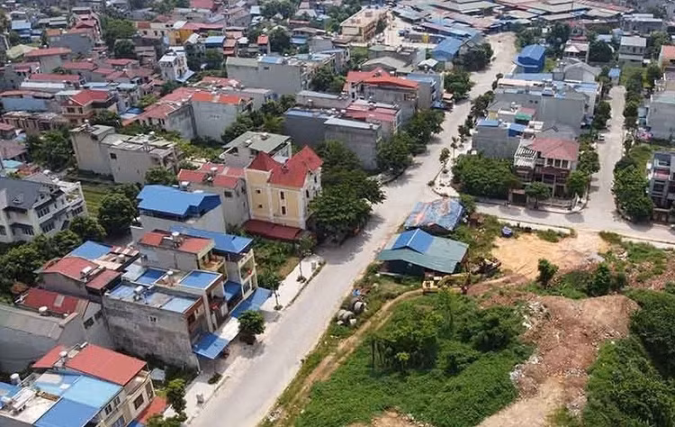 Đấu giá khoản nợ hơn 169 tỷ đồng của Công ty Trung Thành Thái Nguyên tại Ngân hàng VietinBank - Chi nhánh Lưu Xá được bảo đảm bằng nhiều lô đất lớn. Ảnh minh họa: Internet