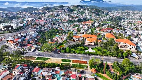 Đấu giá quyền thuê tổ hợp khách sạn Kỳ Hòa. Ảnh minh họa: Internet