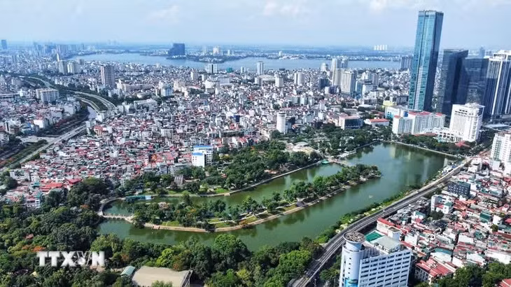ngay-moi-truong-the-gioi-5-6-nhung-la-phoi-xanh-trong-long-ha-noi-7411599.jpg