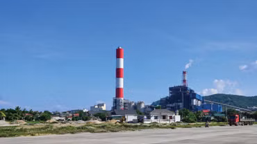 Trong giai đoạn 2005 - 2015, Việt Nam đã thu hút nhà đầu tư quốc tế thực hiện các dự án BOT điện quy mô lớn với tỷ lệ vốn vay thương mại quốc tế chiếm từ 75% đến 80%. Ảnh: Thu Huyền