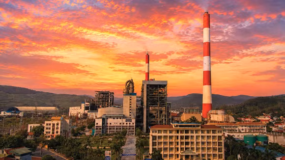 Dự án Nâng cấp cải tạo hệ thống xử lý khí thải lò hơi tổ máy 300MW và 330MW Nhà máy Nhiệt điện Uông Bí có tổng mức đầu tư 1.988,33 tỷ đồng, mục tiêu đáp ứng QCVN 19:2024/BTNMT. Ảnh: Văn Quyết