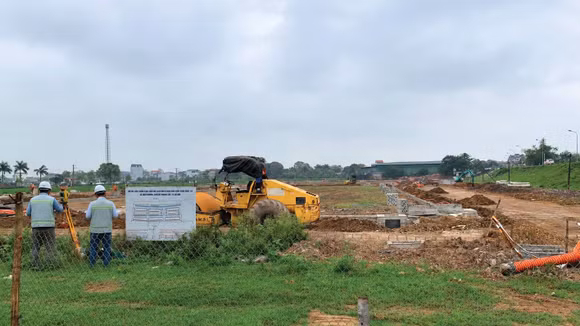 Yêu cầu về bằng cấp, chứng chỉ và kinh nghiệm đối với nhân sự thực hiện gói thầu đo đạc, lập bản đồ địa chính cần có căn cứ từ quy định chuyên ngành và yêu cầu thực tế. Ảnh minh họa: Hoà Phú